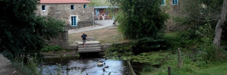 Albergue de Ribadiso da Baixo