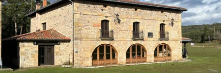 Albergue Pinares-La Casona de Revenga