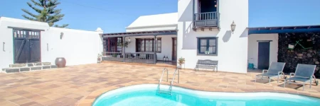 casa los veroles lanzarote