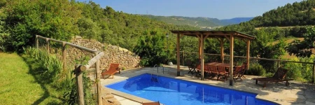 Casa con piscina y vistas a montaña-Cal Solsona