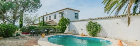 Cozy Home In Aldeaquemada With Wifi