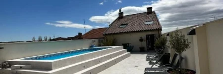 Hostal Comfort Suites