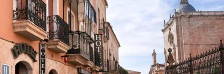 Hotel Arcos Catedral