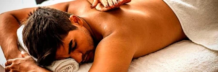 Incluido masaje profesional en camilla extralujo