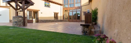 La Rosaleda León-Casa Rural