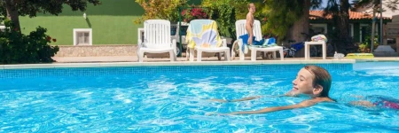 Riuebre-Casa rural para 11 personas con piscina y vistas al Río Ebro-Deltavacaciones