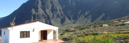 STYLISH BUNGALOW WITH GREAT SEA AND MOUNTAIN VIEWS