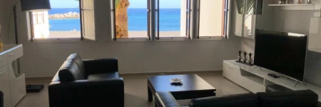 V&C Luxury Sea House