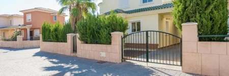 Villa in Murcia with Private Pool and Garden