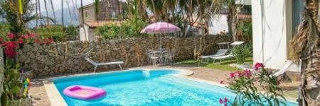 Villa Manzella piscina privata