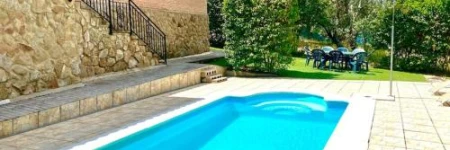 Villa preciosa con hermosas vistas.