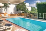 Nice home in Osuna with 5 Bedrooms, Private swimming pool and Outdoor swimming pool