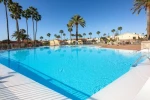 One bedroom bungalow with shared pool furnished terrace and wifi at Maspalomas 1 km away from the be
