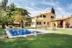 Amazing home in Mont-ras with 3 Bedrooms, Outdoor swimming pool and Swimming pool