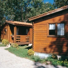 Camping Els Roures (Camping - Hostal - Bungalows - Spa). Sant Pau de Segúries. Girona. bungalow