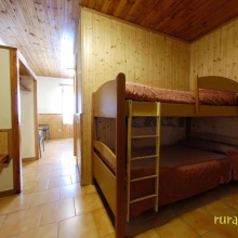 Camping Els Roures (Camping - Hostal - Bungalows - Spa). Sant Pau de Segúries. Girona. roures_hab_4b