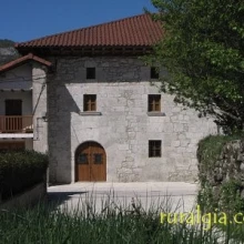 Casa Martinberika. Arakil. Navarra. ani01