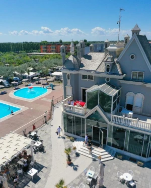 Internazionale-Family Village